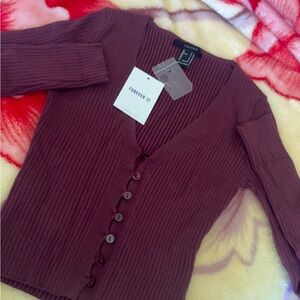 ✨NEW✨ Burgundy Cropped Cardigan